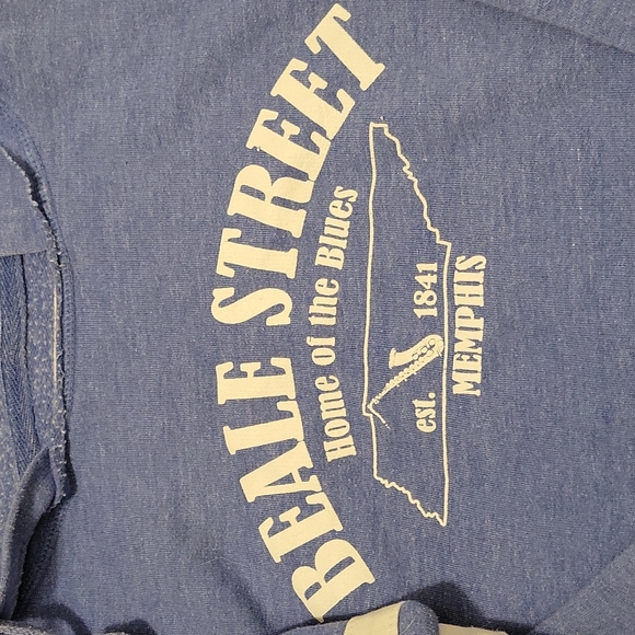 Hoodie, great condition. Extremely soft. - Picture 2 of 4